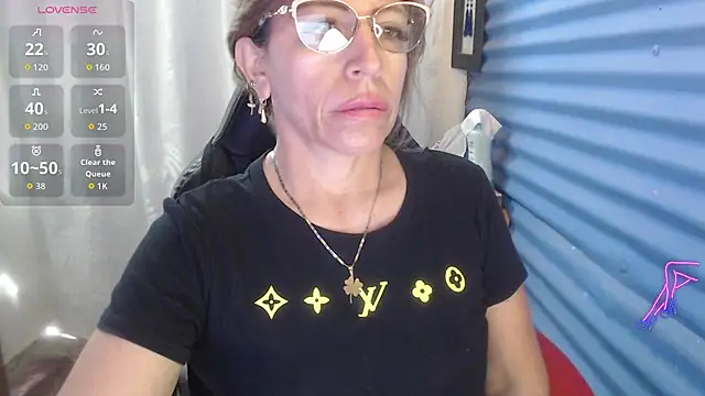 Snapshot of Chayla_Ruiz chatting on 06/07/26, 03:49 Chayla Ruiz online show from 06/07/26, 03:49