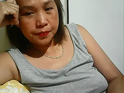 Lhadycarolyn online show from 10/03/25, 10:51