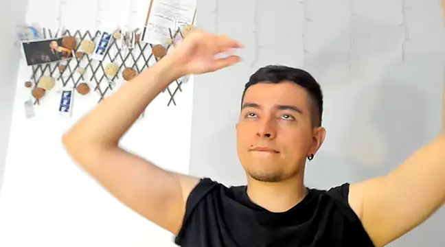 Jhoan saenz online show from 02/27/25, 04:09