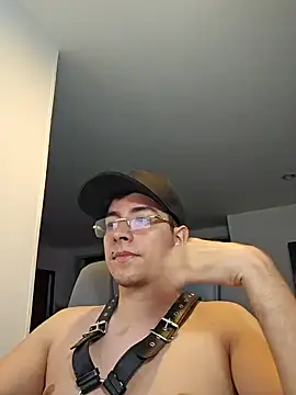 Jhoan saenz online show from 09/15/25, 04:45