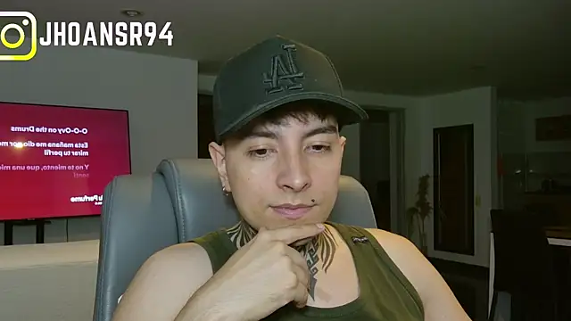 Snapshot of Jhoan_saenz chatting on 07/11/26, 03:42 Jhoan saenz online show from 07/11/26, 03:42