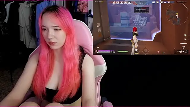 Maya Viola online show from 11/30/25, 05:55