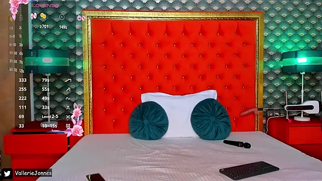 VallerieJones online show from 03/15/25, 10:46