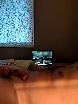 Snapshot of mustang69696 chatting on 11/24/25, 08:25 mustang69696 online show from 11/24/25, 08:25