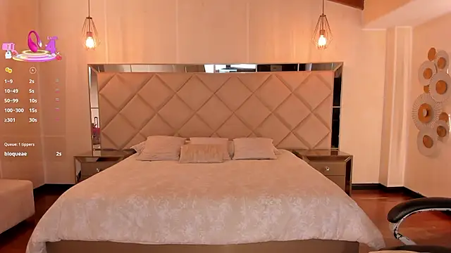 Snapshot of MaryLewis_ chatting on 02/10/26, 12:42 MaryLewis online show from 02/10/26, 12:42