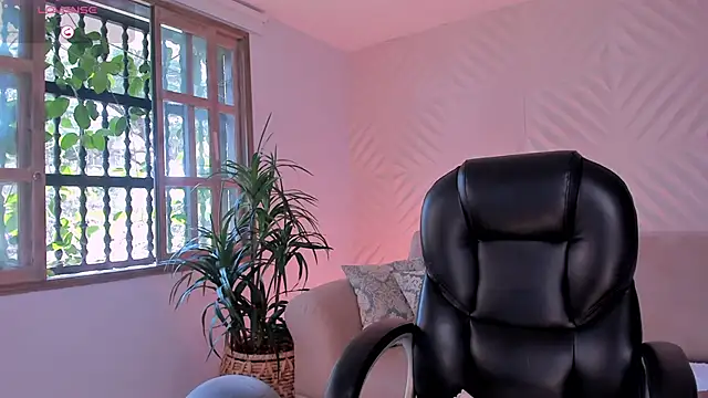 KateSunder online show from 02/10/25, 07:28