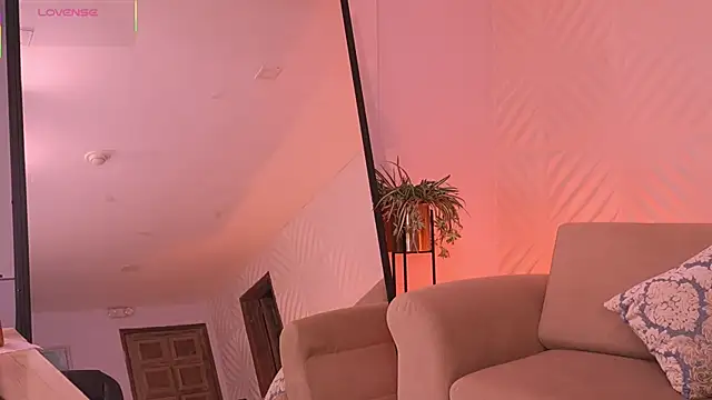 KateSunder online show from 06/15/26, 08:49