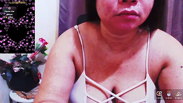 Snapshot of Alliayah_Hollyx chatting on 09/22/25, 07:49 Alliayah Hollyx online show from 09/22/25, 07:49