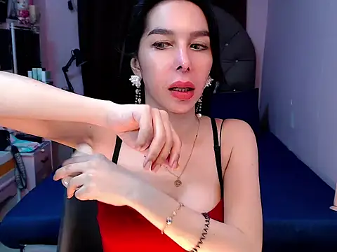 Snapshot of TSDESIREcindy29 chatting on 10/20/25, 08:15 TSDESIREcindy29 online show from 10/20/25, 08:15