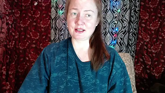 Snapshot of EmilyDoth chatting on 01/19/26, 09:02 EmilyDoth online show from 01/19/26, 09:02