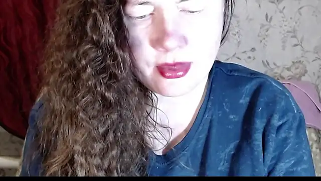 Snapshot of EmilyDoth chatting on 03/27/26, 03:56 EmilyDoth online show from 03/27/26, 03:56