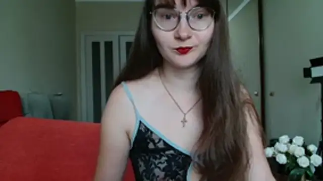 KiraGoldens online show from 06/30/26, 06:36
