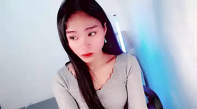 Snapshot of amomentoflust69 chatting on 12/02/24, 07:14 amomentoflust69 online show from 12/02/24, 07:14