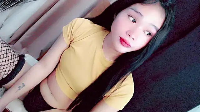 Snapshot of amomentoflust69 chatting on 03/02/26, 05:08 amomentoflust69 online show from 03/02/26, 05:08