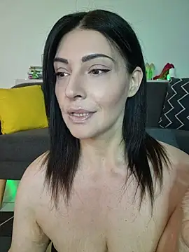 Snapshot of AryaSummersReal chatting on 06/25/26, 07:24 AryaSummersReal online show from 06/25/26, 07:24