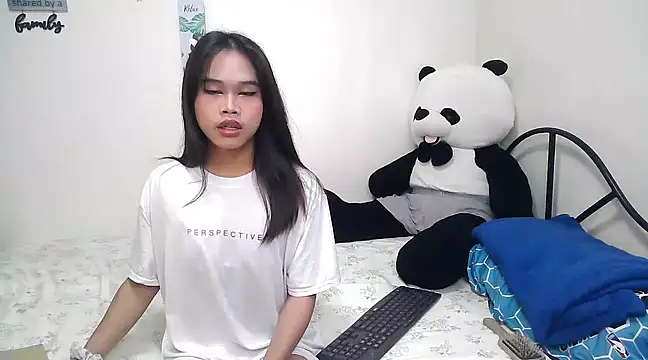 rihanna22 online show from 03/01/25, 07:08