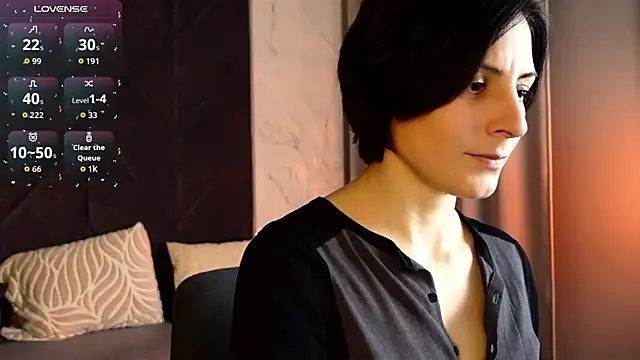 Snapshot of LorenDaze chatting on 03/17/26, 06:28 LorenDaze online show from 03/17/26, 06:28