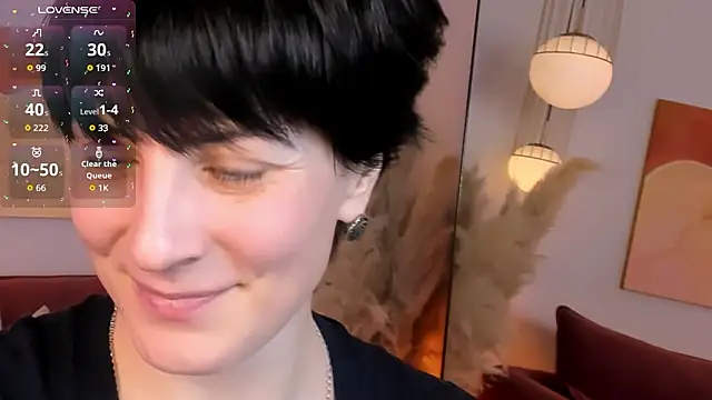 Snapshot of LorenDaze chatting on 03/20/26, 02:00 LorenDaze online show from 03/20/26, 02:00