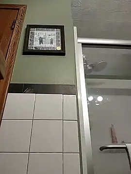 eatmeplease44 online show from 01/20/25, 09:32