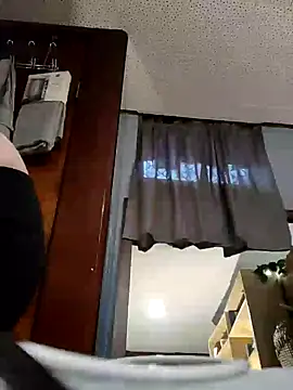 eatmeplease44 online show from 01/23/25, 02:39