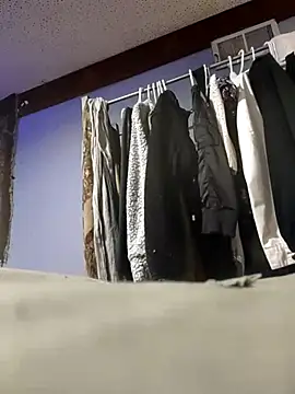 eatmeplease44 online show from 03/12/25, 03:24