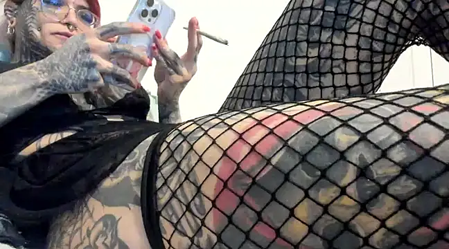 Snapshot of tamarapervert chatting on 01/20/25, 09:43 tamarapervert online show from 01/20/25, 09:43