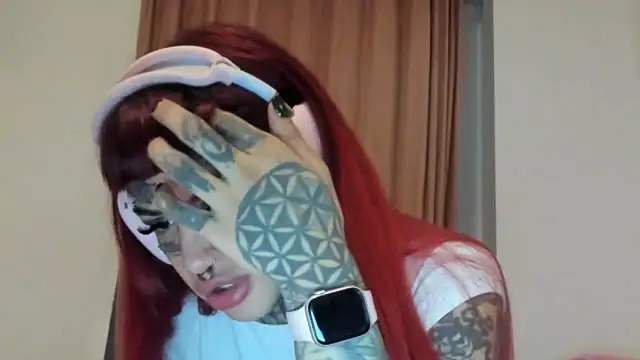 Snapshot of tamarapervert chatting on 10/11/25, 06:39 tamarapervert online show from 10/11/25, 06:39