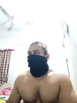 Snapshot of kaizercool1 chatting on 01/17/25, 03:45 kaizercool1 online show from 01/17/25, 03:45