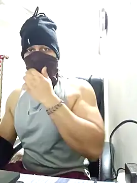 Snapshot of kaizercool1 chatting on 02/03/25, 01:41 kaizercool1 online show from 02/03/25, 01:41