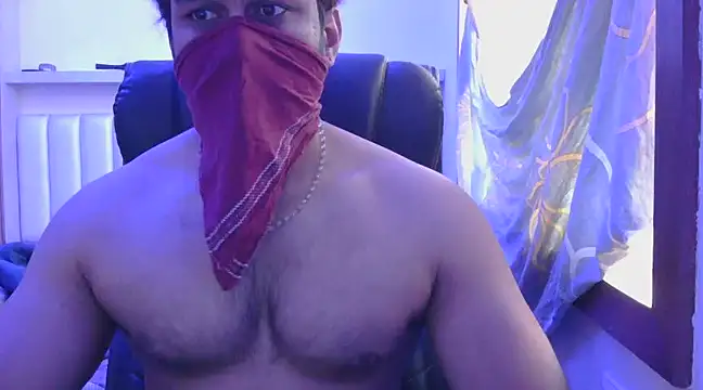 Snapshot of kaizercool1 chatting on 03/12/25, 01:36 kaizercool1 online show from 03/12/25, 01:36