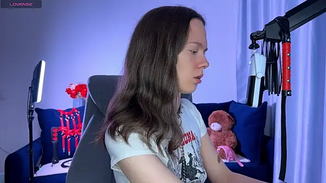 DivineBite online show from 09/11/25, 04:18