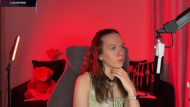 DivineBite online show from 10/09/25, 05:00