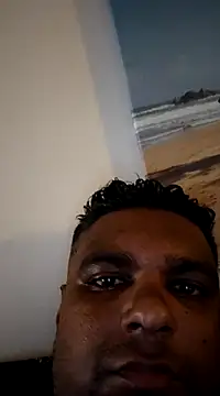 Snapshot of Bandusrilankasexymen chatting on 01/17/25, 08:33 Bandusrilankasexymen online show from 01/17/25, 08:33