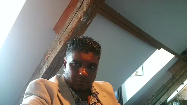 Snapshot of Bandusrilankasexymen chatting on 03/04/25, 02:32 Bandusrilankasexymen online show from 03/04/25, 02:32