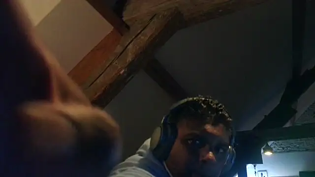 Snapshot of Bandusrilankasexymen chatting on 03/12/25, 09:45 Bandusrilankasexymen online show from 03/12/25, 09:45