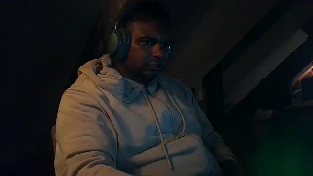 Snapshot of Bandusrilankasexymen chatting on 09/26/25, 09:52 Bandusrilankasexymen online show from 09/26/25, 09:52