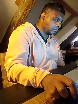 Snapshot of Bandusrilankasexymen chatting on 09/29/25, 10:36 Bandusrilankasexymen online show from 09/29/25, 10:36