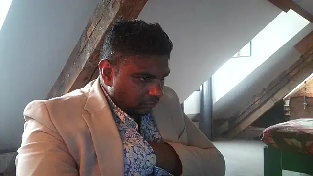 Snapshot of Bandusrilankasexymen chatting on 01/13/26, 12:21 Bandusrilankasexymen online show from 01/13/26, 12:21