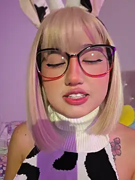 Snapshot of Pinkie_Princes chatting on 02/21/26, 09:05 Pinkie Princes online show from 02/21/26, 09:05