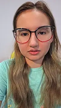 Snapshot of Pinkie_Princes chatting on 03/08/26, 03:43 Pinkie Princes online show from 03/08/26, 03:43