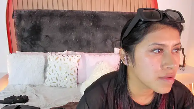 Karlagonzales  online show from 05/09/26, 07:30