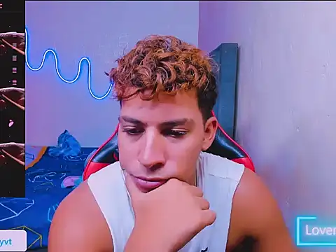 dilan js online show from 04/24/26, 02:47