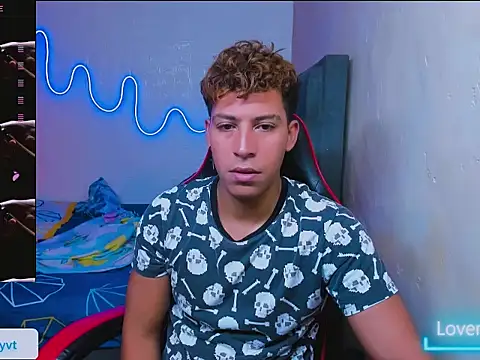 dilan js online show from 04/24/26, 03:47