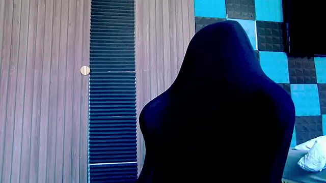 Snapshot of karo123421 chatting on 03/19/25, 12:34 karo123421 online show from 03/19/25, 12:34