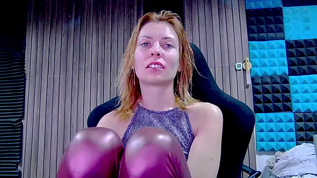 Snapshot of karo123421 chatting on 03/21/25, 05:45 karo123421 online show from 03/21/25, 05:45