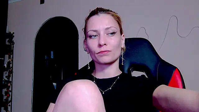 Snapshot of karo123421 chatting on 11/02/25, 09:06 karo123421 online show from 11/02/25, 09:06