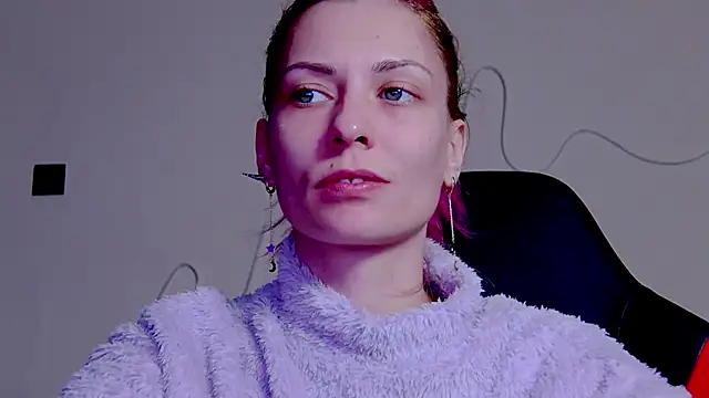 Snapshot of karo123421 chatting on 11/16/25, 08:47 karo123421 online show from 11/16/25, 08:47