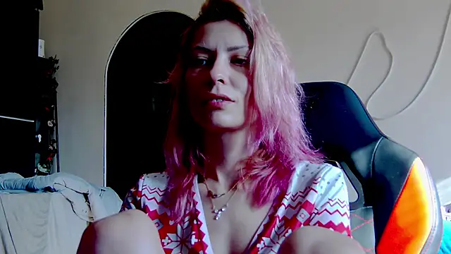 Snapshot of karo123421 chatting on 11/22/25, 10:47 karo123421 online show from 11/22/25, 10:47