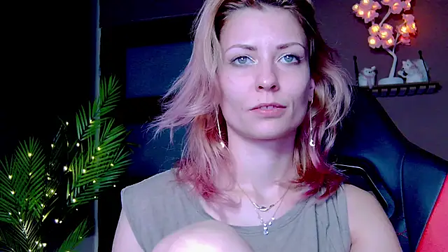 Snapshot of karo123421 chatting on 12/05/25, 08:38 karo123421 online show from 12/05/25, 08:38