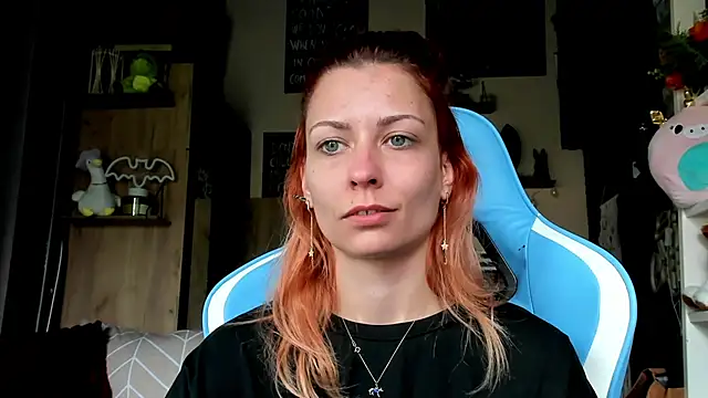 karo123421 online show from 04/29/26, 05:00